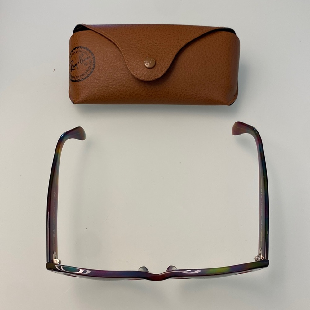 Ray Ban sunglasses with case